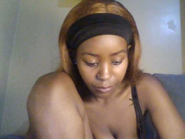 Malaina webcam bongacams model stream image