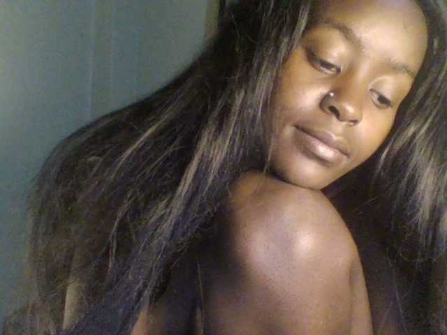 Mailena live cam on BongaCams