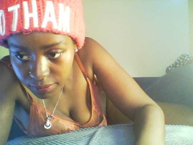 Mailena's BongaCams show and profile