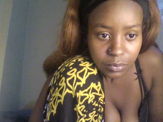 Кадр эфира Malaina на BongaCams