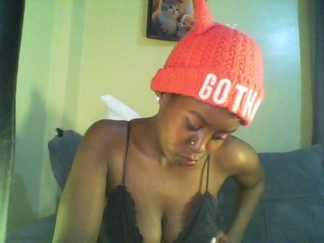 Mailena's BongaCams show and profile