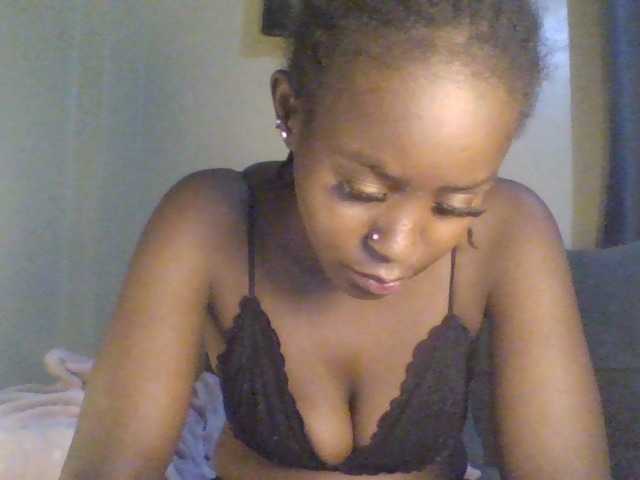Mailena live cam on BongaCams