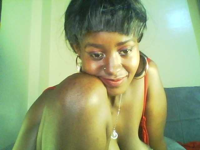 Mailena's BongaCams show and profile