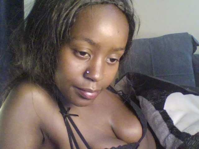 Mailena live cam on BongaCams