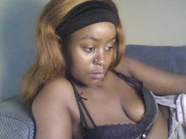 Mailena live cam on BongaCams