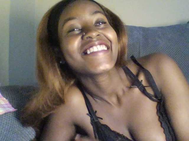 Mailena live cam on BongaCams