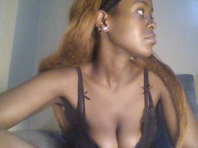Mailena live cam on BongaCams