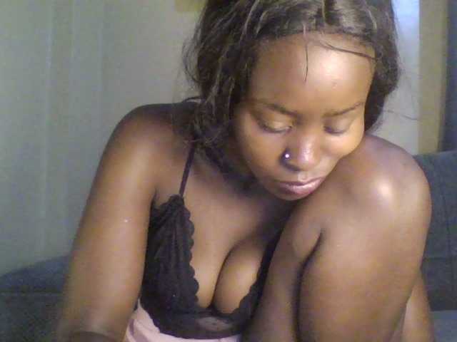 Mailena live cam on BongaCams