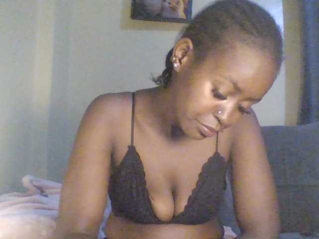 Mailena live cam on BongaCams