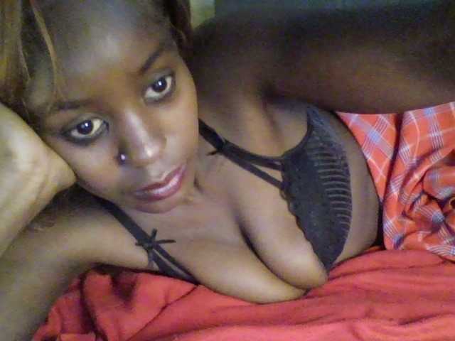 Mailena live cam on BongaCams