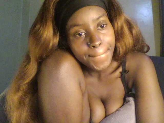 Mailena live cam on BongaCams