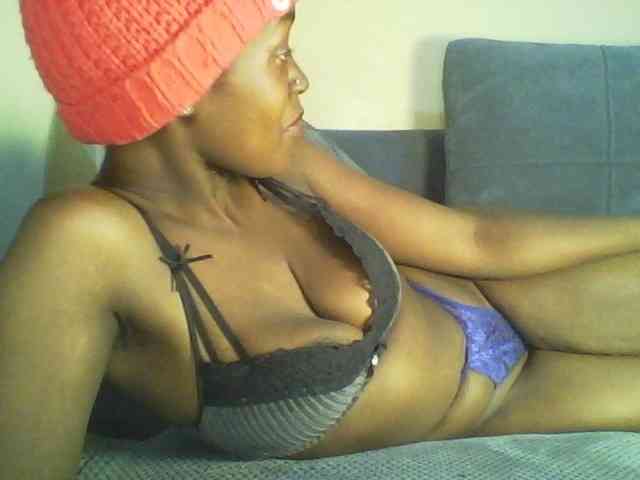 Mailena Live Webcam on BongaCams