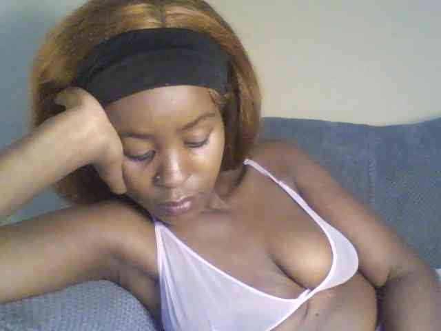 Mailena Live Webcam on BongaCams