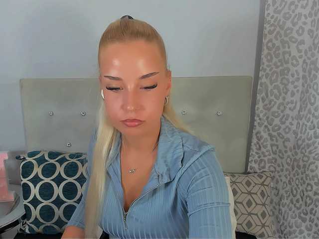 KristyAngel live cam on BongaCams
