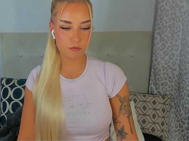 KristyAngel live cam on BongaCams