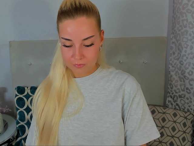 KristyAngel live cam on BongaCams