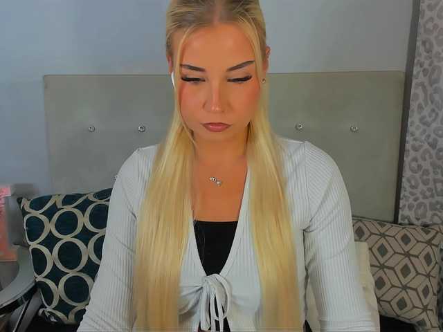 KristyAngel live cam on BongaCams