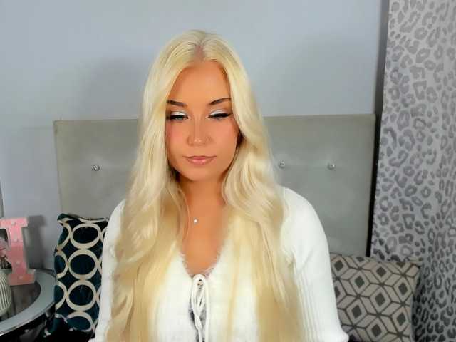 KristyAngel live cam on BongaCams