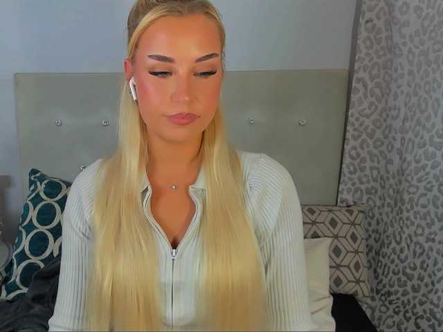 KristyAngel live cam on BongaCams
