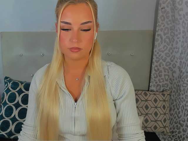 KristyAngel live cam on BongaCams