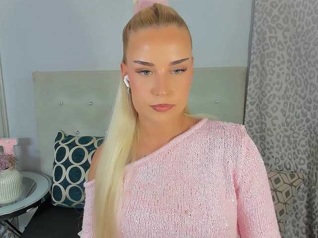 KristyAngel live cam on BongaCams