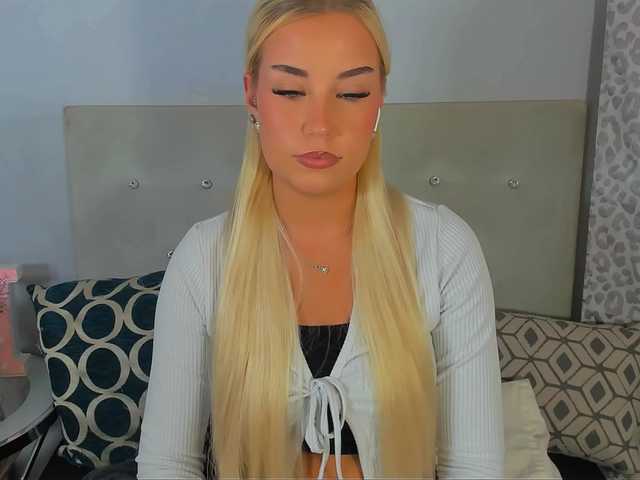 KristyAngel live cam on BongaCams