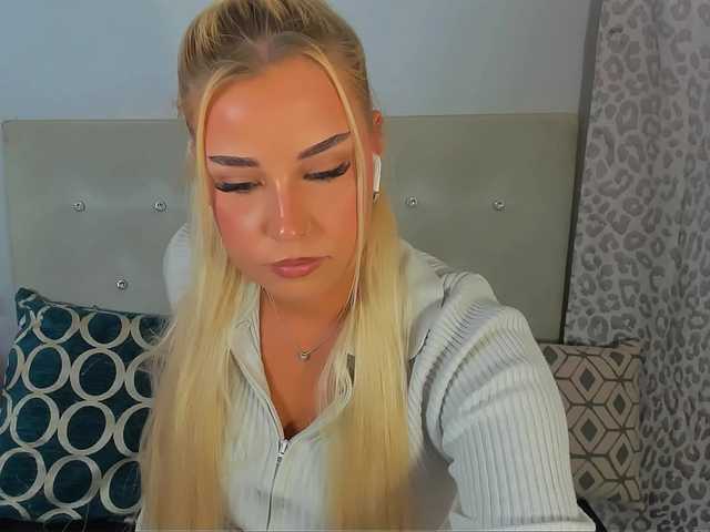 KristyAngel live cam on BongaCams