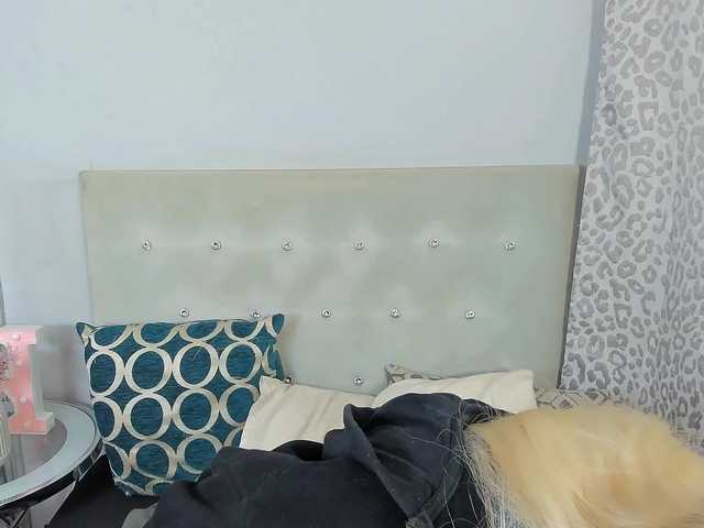 KristyAngel live cam on BongaCams
