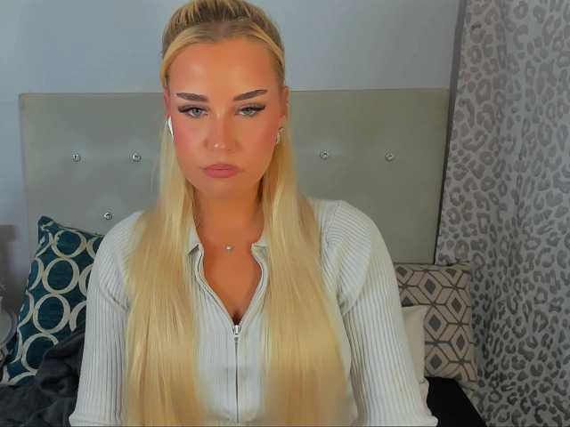 KristyAngel live cam on BongaCams