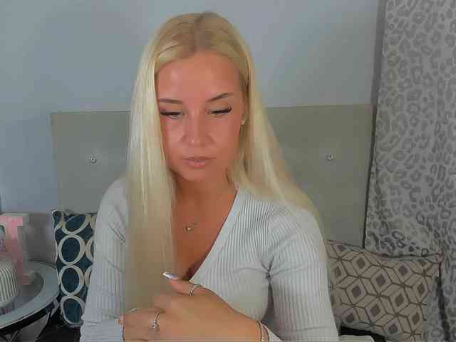 KristyAngel webcam
