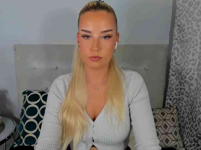 KristyAngel webcam