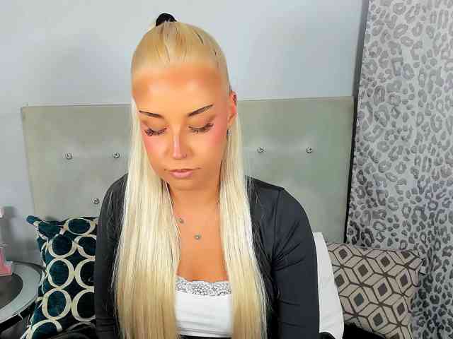 KristyAngel webcam