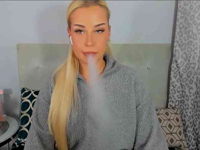 Model: KristyAngel