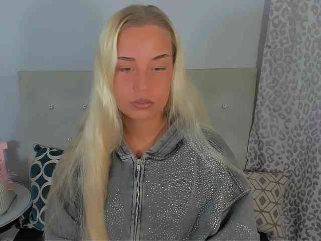Model: KristyAngel