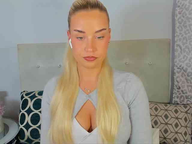KristyAngel webcam