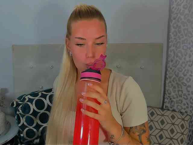 KristyAngel webcam