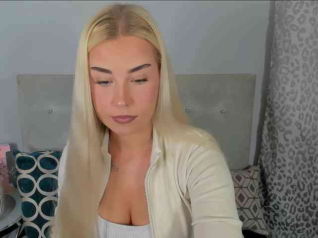 KristyAngel webcam