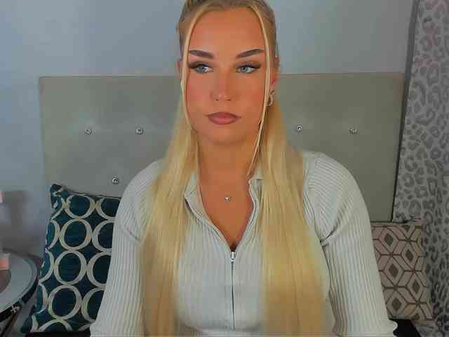 KristyAngel webcam