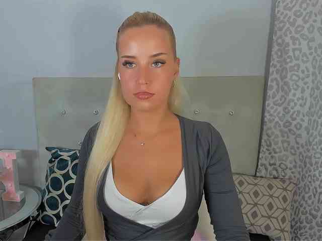 KristyAngel webcam