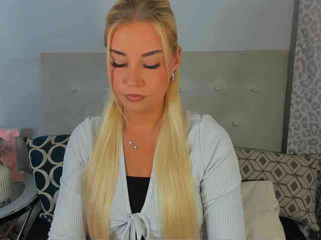 KristyAngel webcam