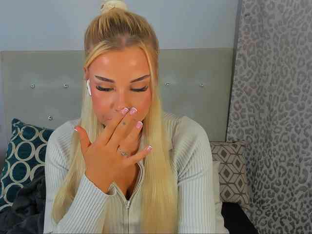 KristyAngel webcam