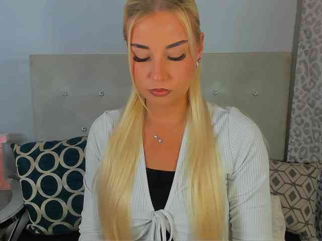 KristyAngel webcam