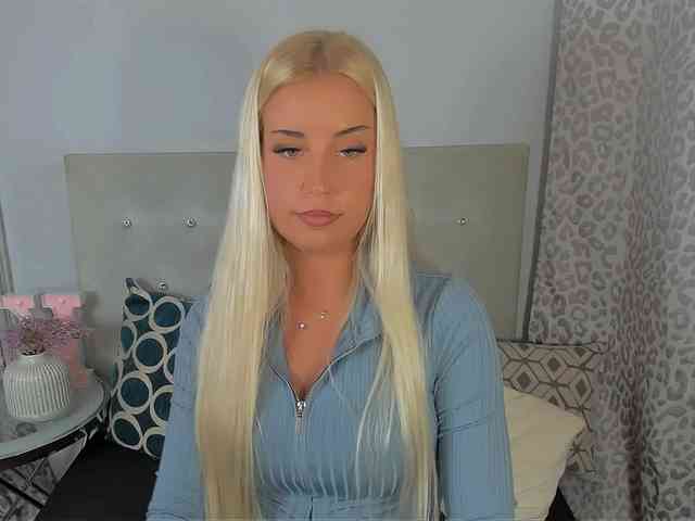 KristyAngel webcam