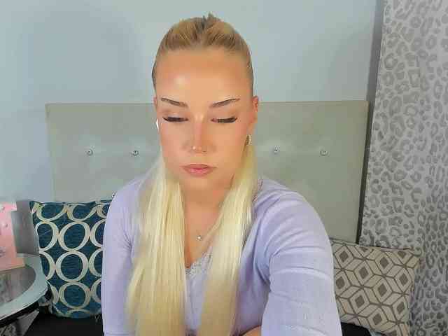 KristyAngel webcam