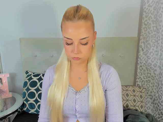 KristyAngel webcam
