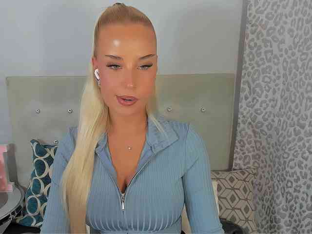 KristyAngel webcam