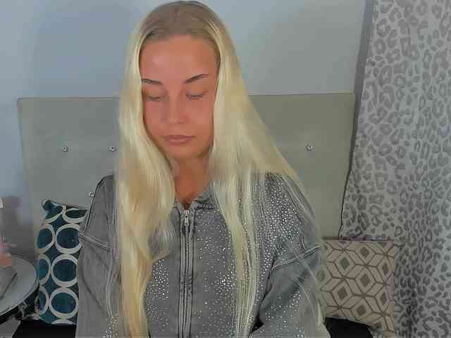 KristyAngel webcam