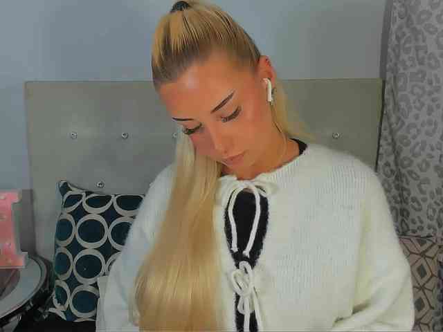 KristyAngel webcam