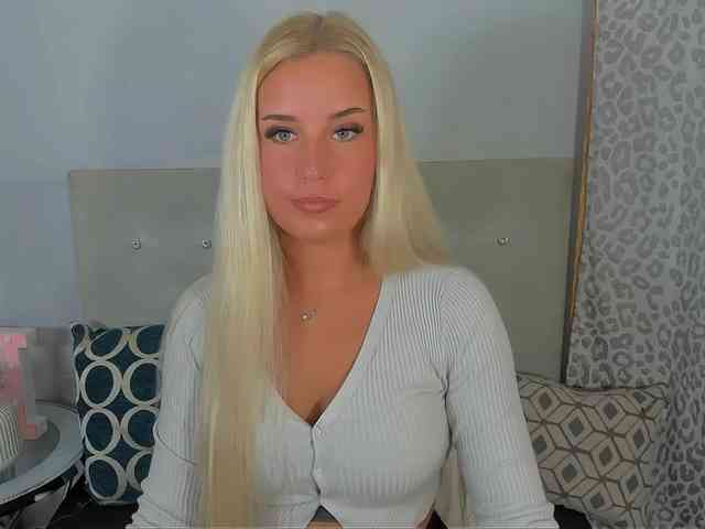 KristyAngel webcam