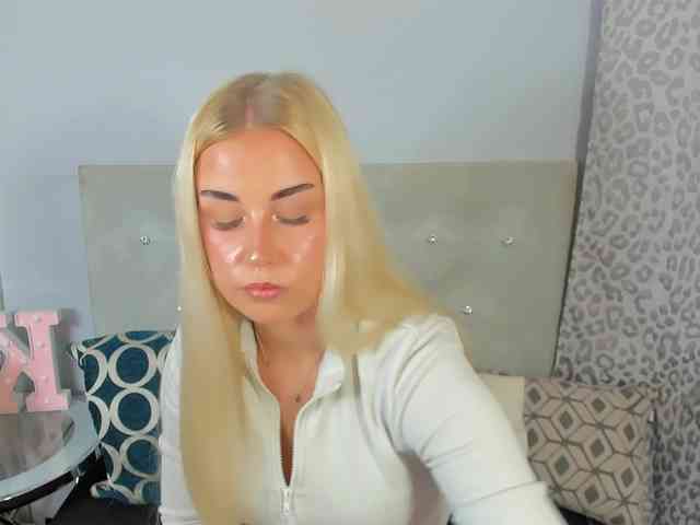 KristyAngel webcam